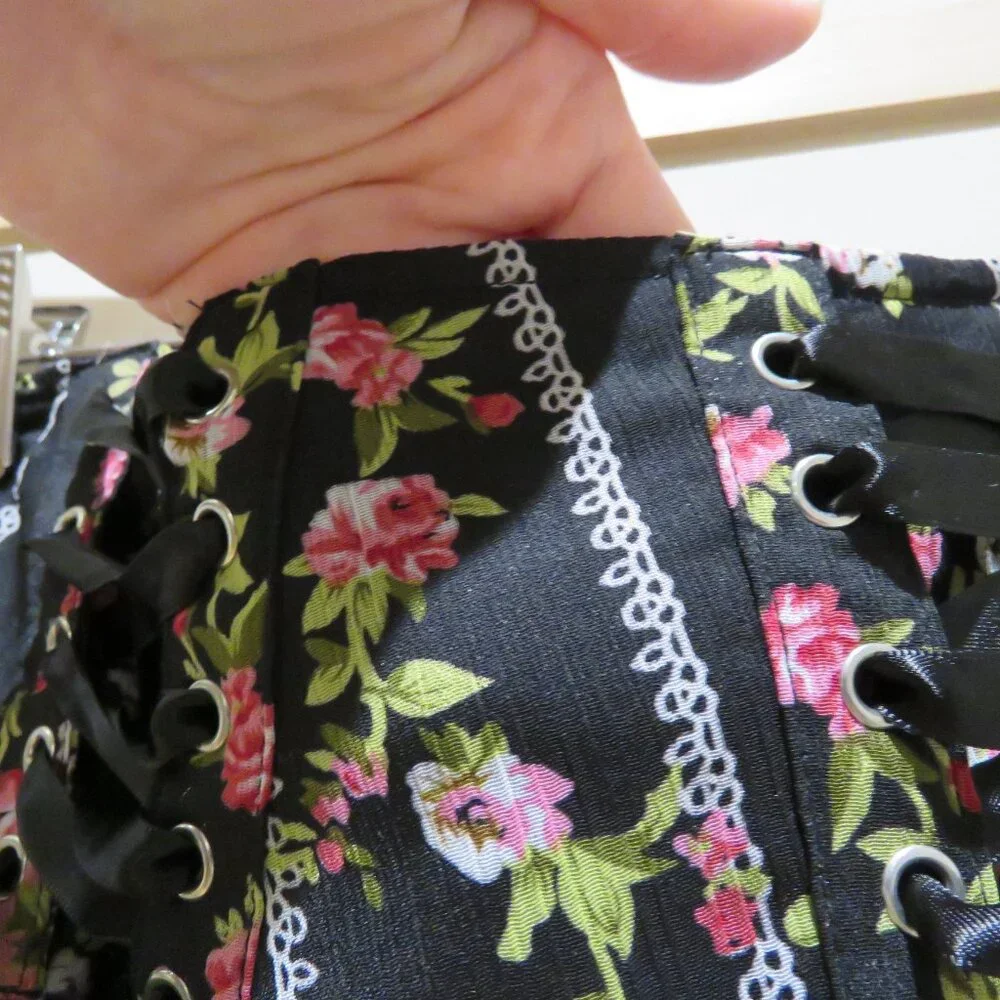 HELL BUNNY Mini Rock Edwina Floral Corset Lace Skirt Goth Whimsigoth Vintage Y2K - Picture 7 of 15